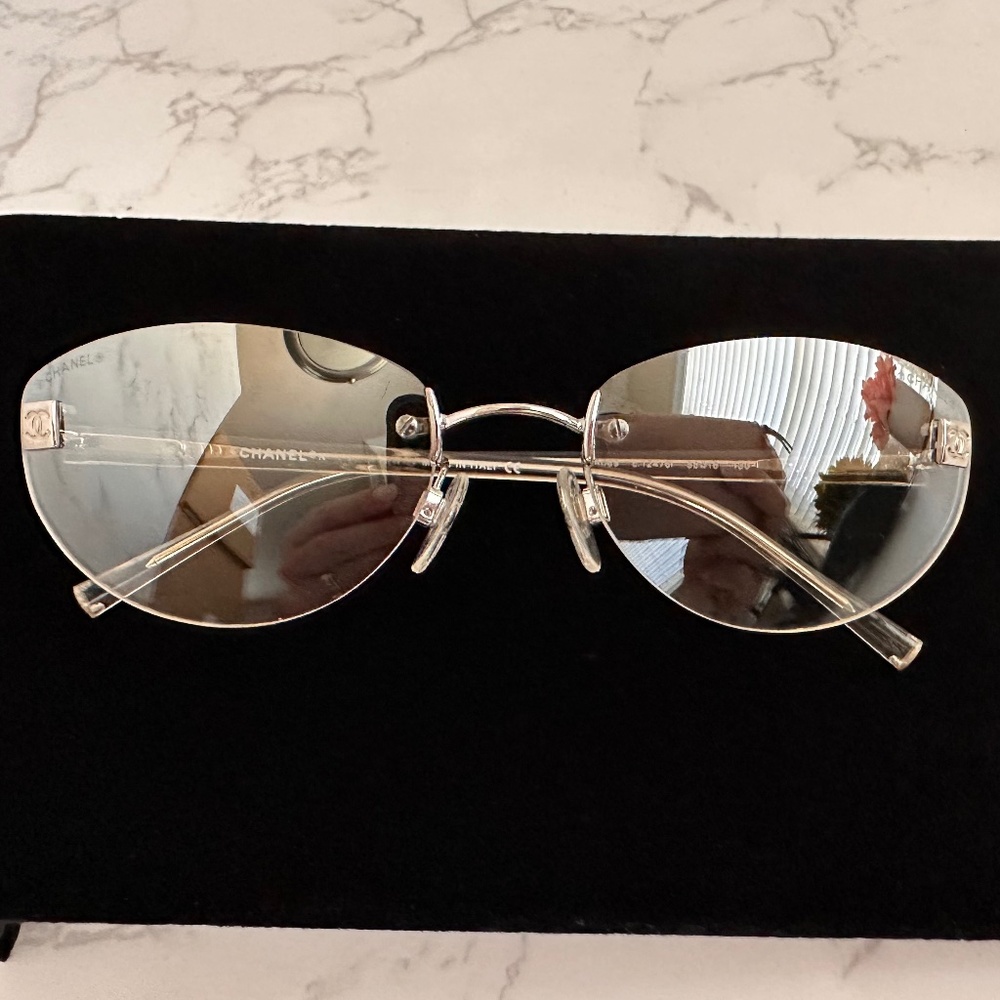 CHANEL Chic Gradient Sunglasses 4069 Vintage - Picture 3 of 16